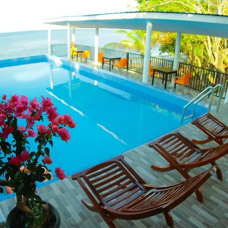 Fx72 Beach Resort Maumere Eksteriør billede