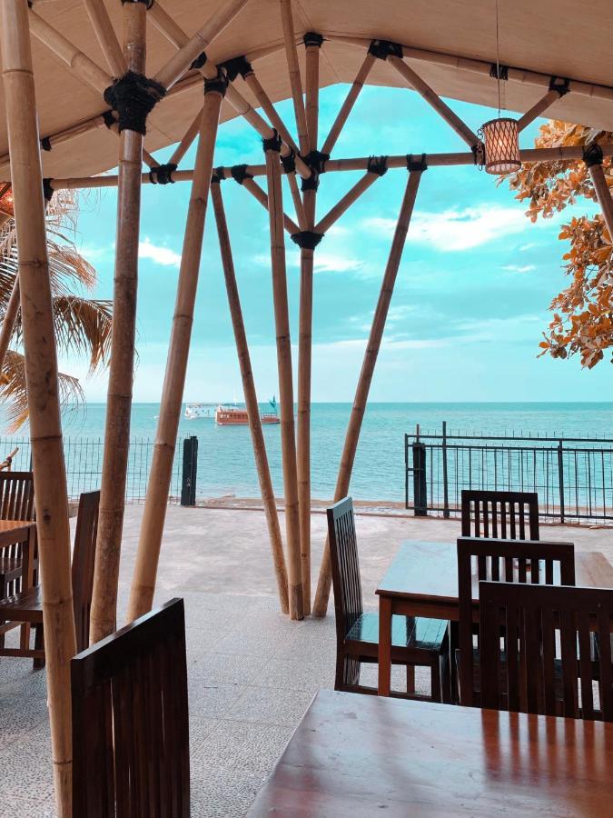 Fx72 Beach Resort Maumere Eksteriør billede